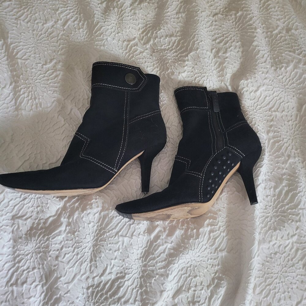 TOD'S Vintage Heeled Booties - Size 8